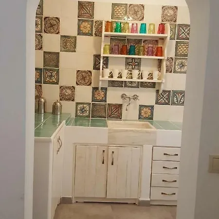 Amalthia House Arkásza